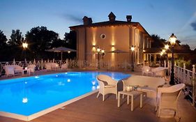 Hotel Piccolo Borgo Roma Exterior photo