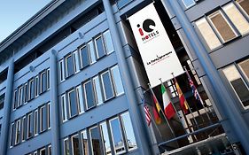 iQ Hotel Roma Exterior photo