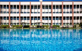Hotel Mercure Leonardo da Vinci Rome Airport Fiumicino Exterior photo