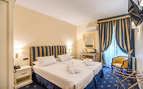 Hotel Napoleon Roma Exterior photo