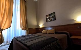 Hotel Cervia Roma Exterior photo