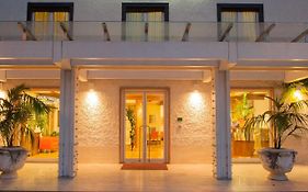 Hotel La Pergola Roma Exterior photo