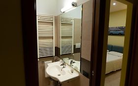 Crosti Hotel Roma Exterior photo