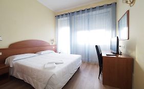 Hotel Laura Roma Exterior photo