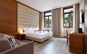 Occidental Aurelia Hotel Roma Exterior photo