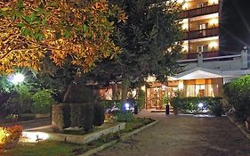 Pinewood Hotel Roma Exterior photo