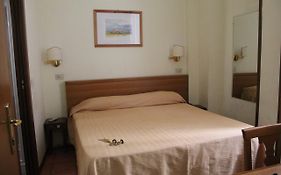 Hotel Pomezia Roma Exterior photo